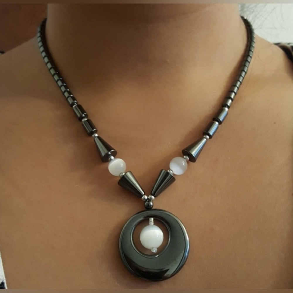 Hematite & Moonstone Milky Cat Eye Necklace 19” Jewelry